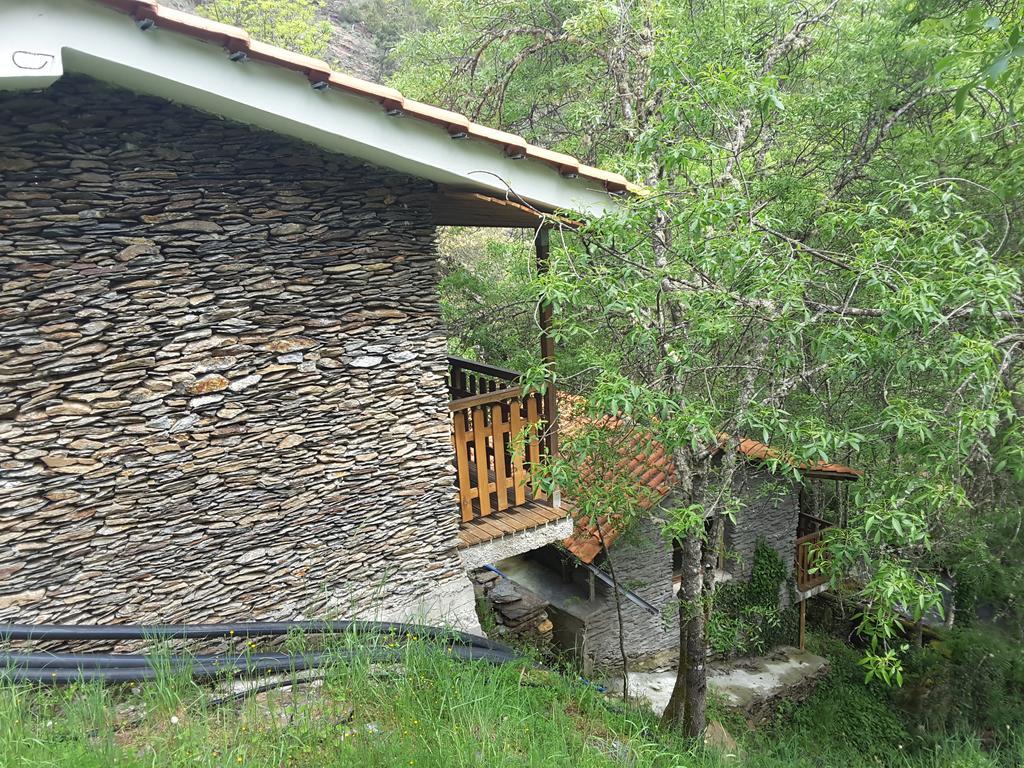 Castelo Do Mau Vizinho Otel Orjais Dış mekan fotoğraf